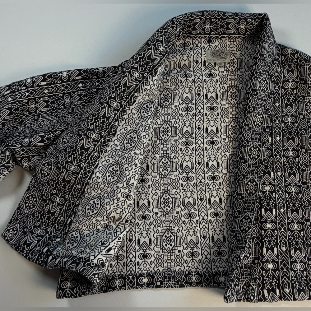 Ecoté Cropped Boxy Brocade Swing Jacket Small EUC - Picture 8 of 11